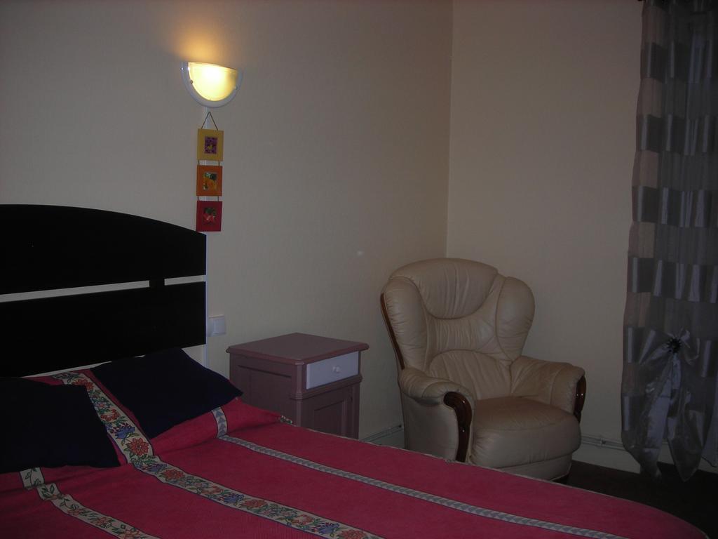 Chambres D'Hotes Et Gite Chastrusse Lanzac Exterior photo